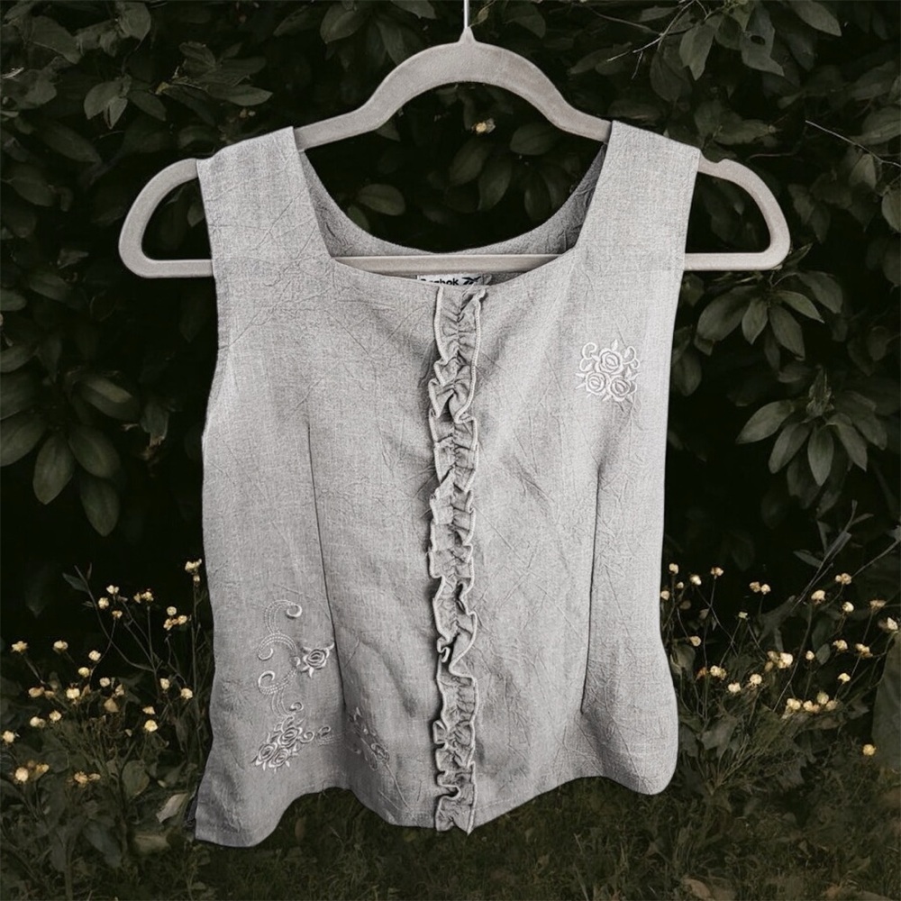 VTG Reebok Gray Sleeveless Top with Embroidery Sz Small 90s Back Half Zip - Picture 3 of 6